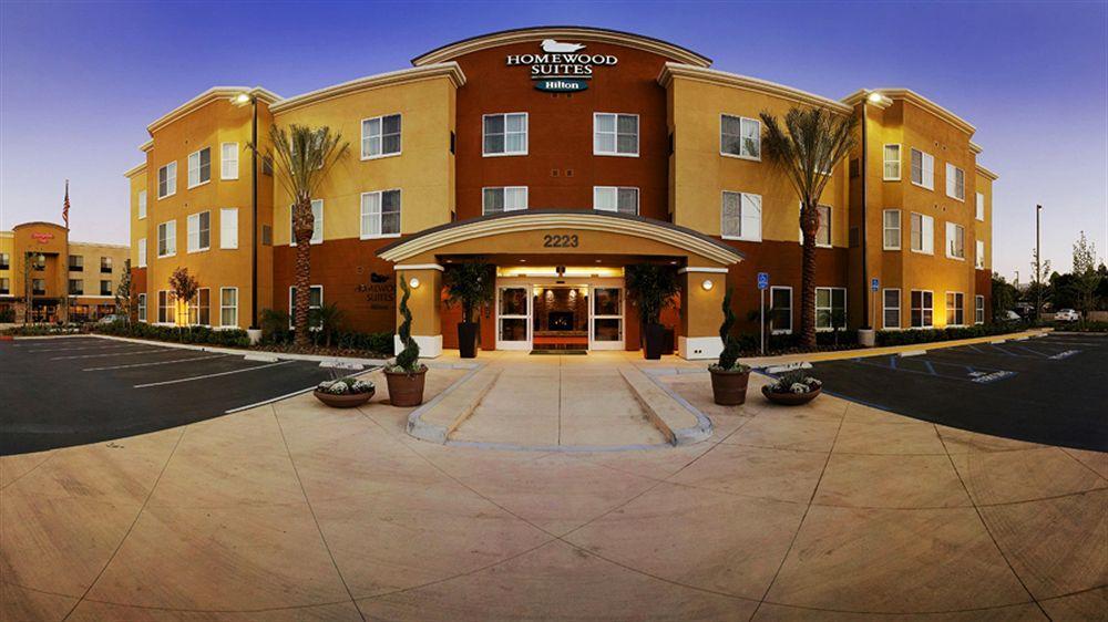 โฮมวูด สวีท บาย ฮิลตัน คาร์ลสบัด-นอร์ท ซานดิเอโก เคาน์ตี้ Hotel ภายนอก รูปภาพ